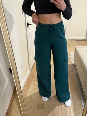 ZARA Teal Wide-Leg Cargo Sweatpants